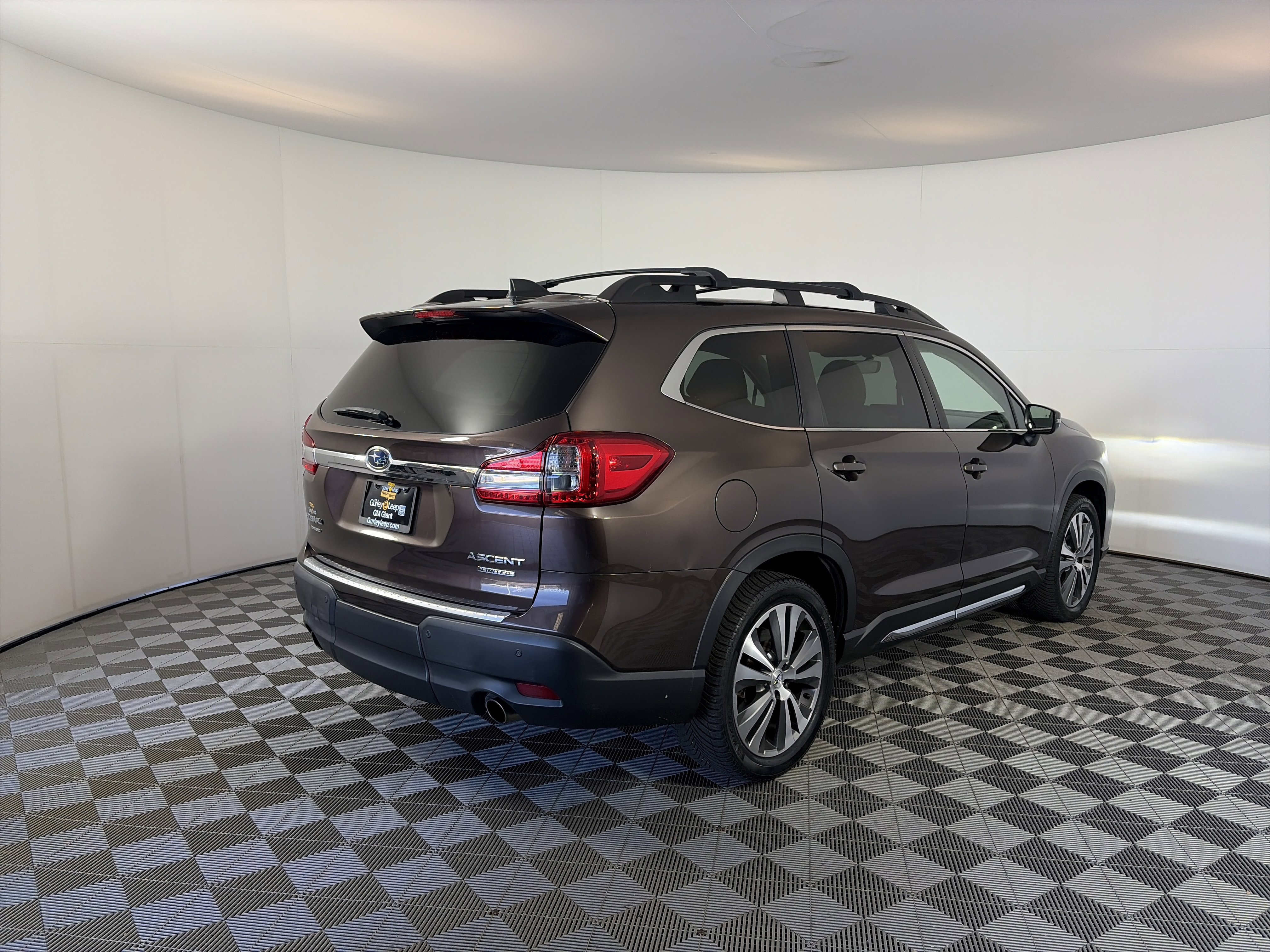 Used 2019 Subaru Ascent Limited w/ Popular Package #3 AWD/4WD image 11