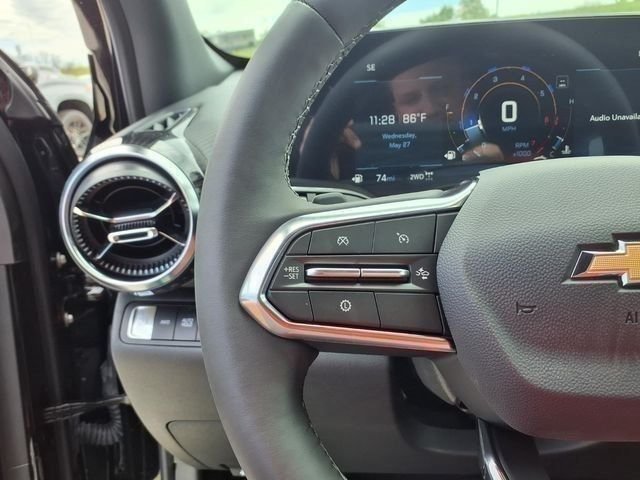 New 2026 Chevrolet Equinox LT w/ Safety and Technology Package AWD/4WD image 16