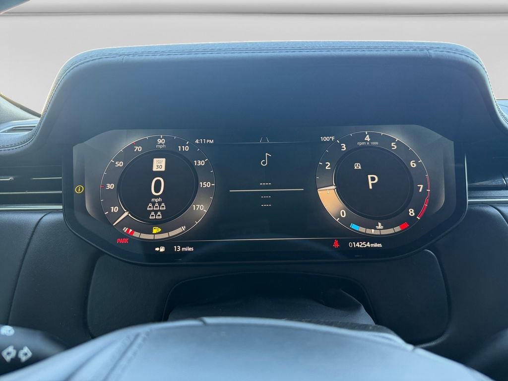 Used 2025 Land Rover Range Rover Long Wheelbase SE image 19