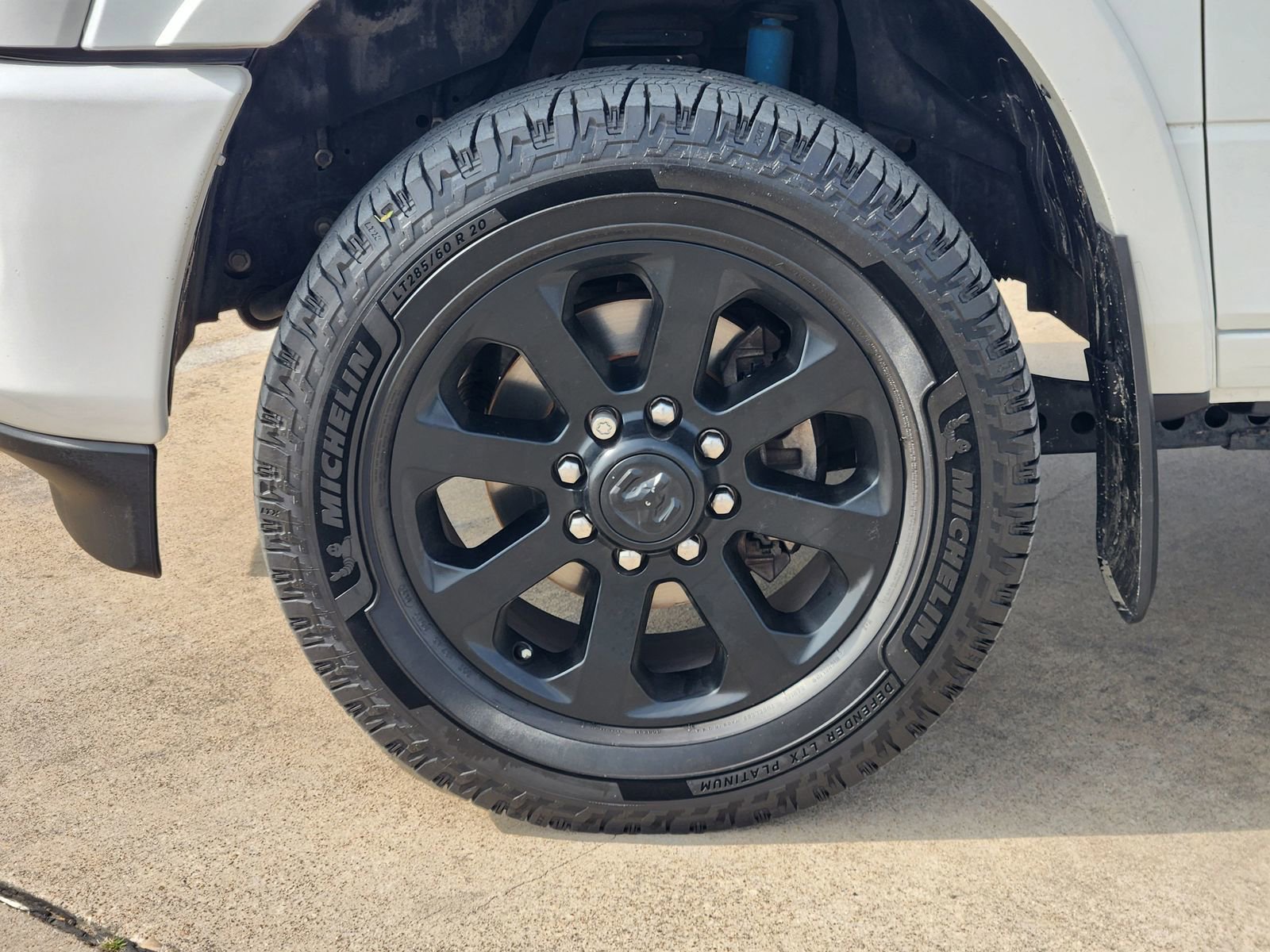 Used 2022 RAM 2500 Laramie w/ Night Edition AWD/4WD image 11