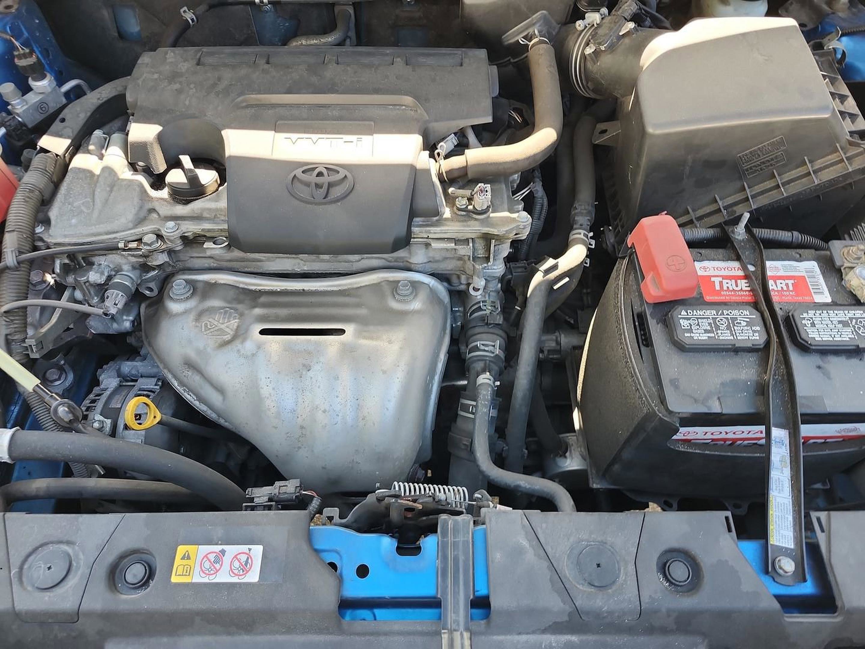 Used 2018 Toyota RAV4 XLE image 21