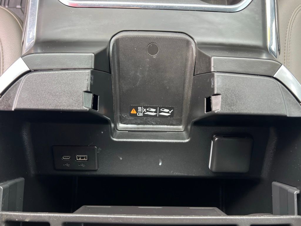 Used 2024 Chevrolet Silverado 3500 LTZ w/ LTZ Convenience Package image 34