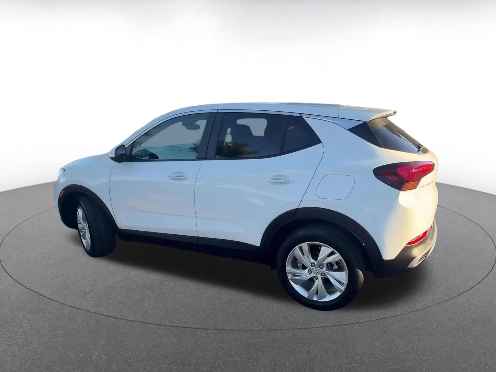 Used 2025 Buick Encore GX Preferred image 10