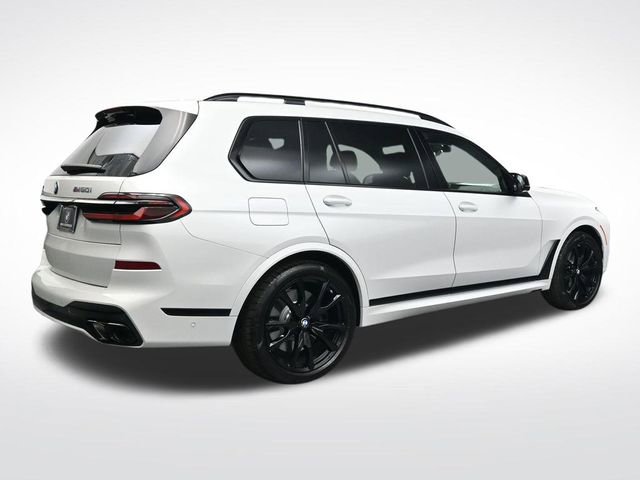 New 2026 BMW X7 M60i image 4