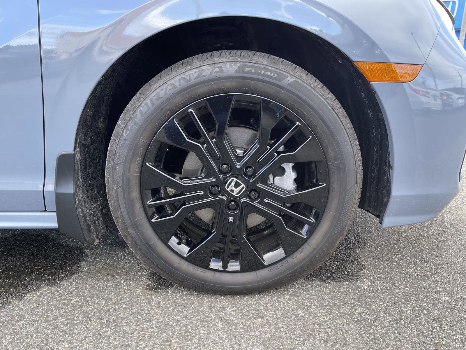 Used 2025 Honda Odyssey Sport-L image 26