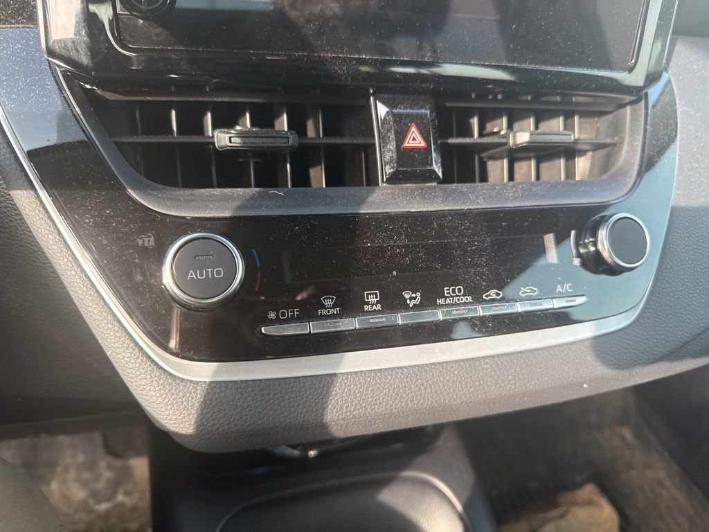 Used 2024 Toyota Corolla LE image 15