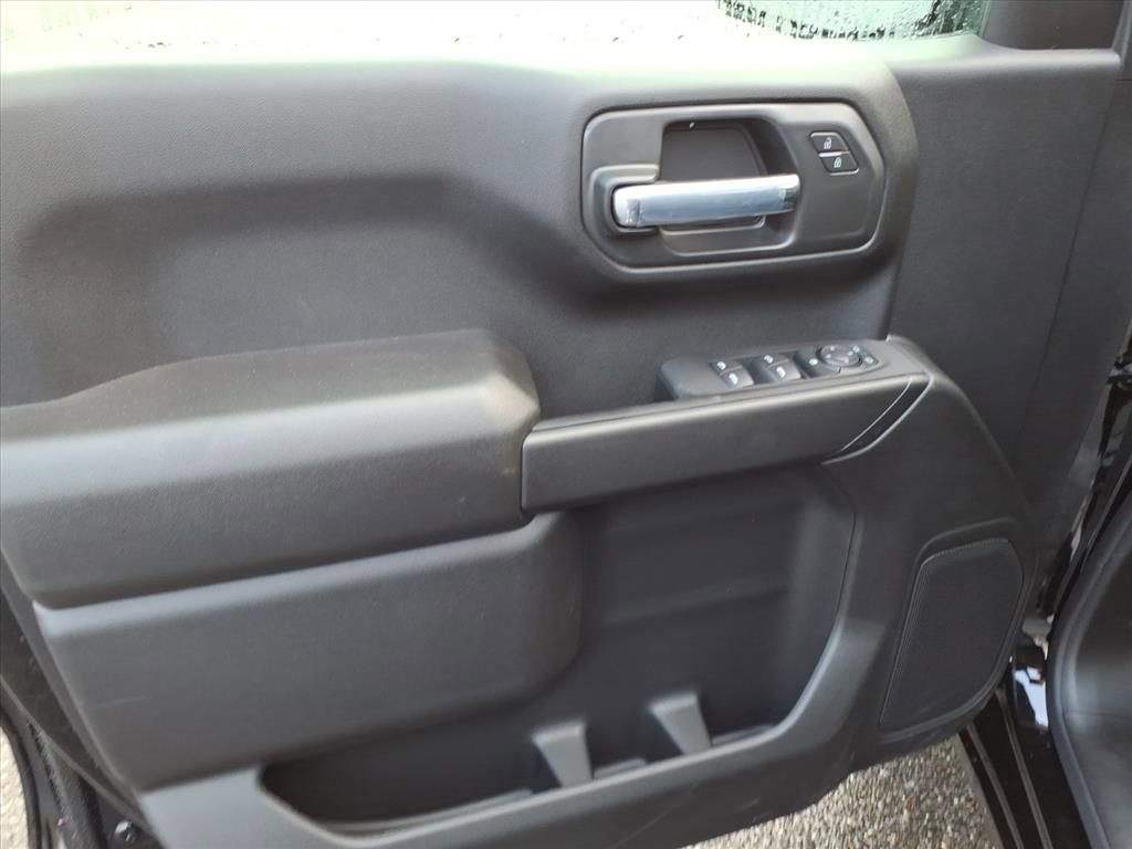 New 2026 GMC Sierra 1500 Pro w/ Graphite Edition image 9