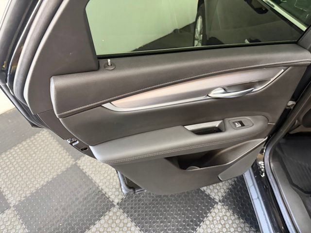 Used 2025 Cadillac XT5 Luxury w/ LPO, Floor Liner Package FWD image 32