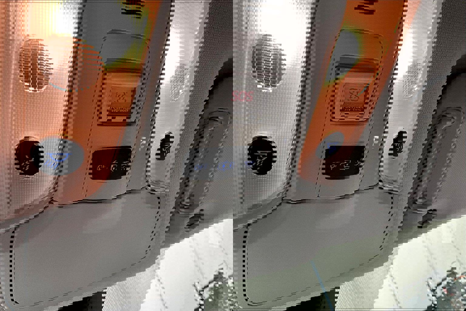 Used 2020 Toyota Prius LE image 37