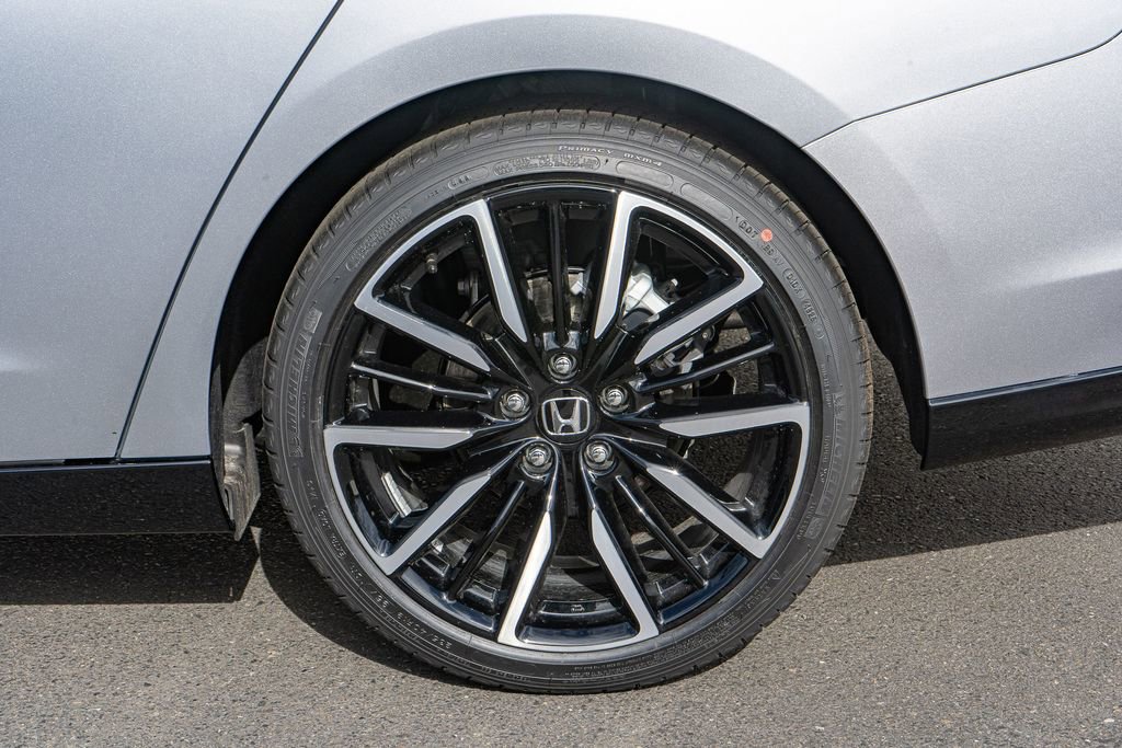 New 2026 Honda Accord Touring image 10