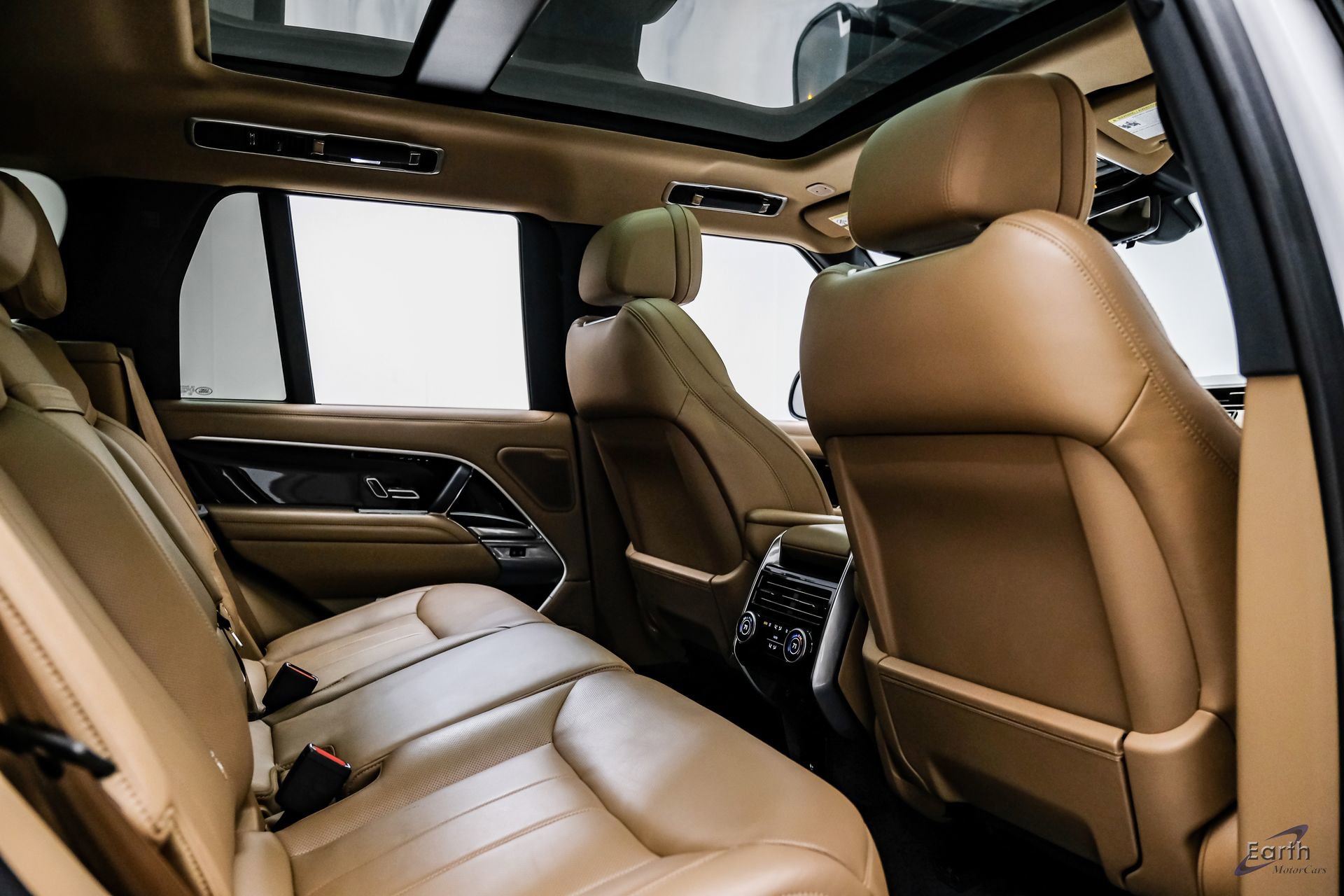 Used 2023 Land Rover Range Rover SE image 74