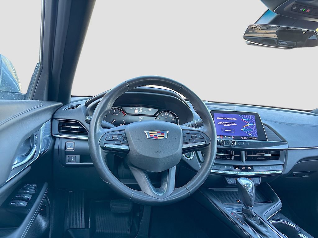 Used 2025 Cadillac CT4 Luxury image 23