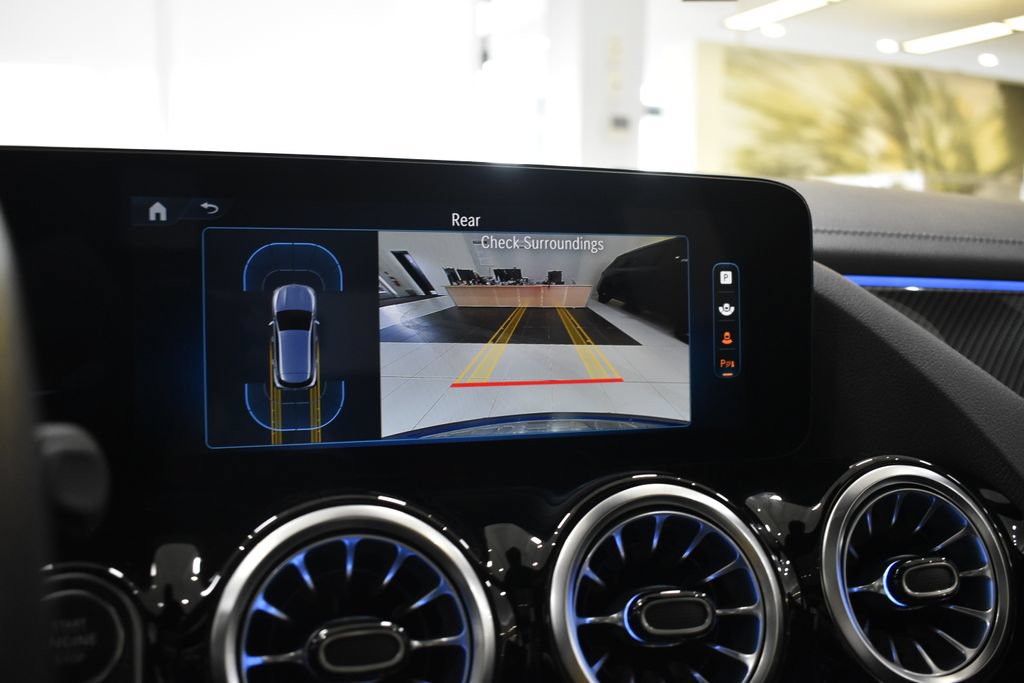 Certified 2024 Mercedes-Benz GLA 35 AMG 4MATIC image 35