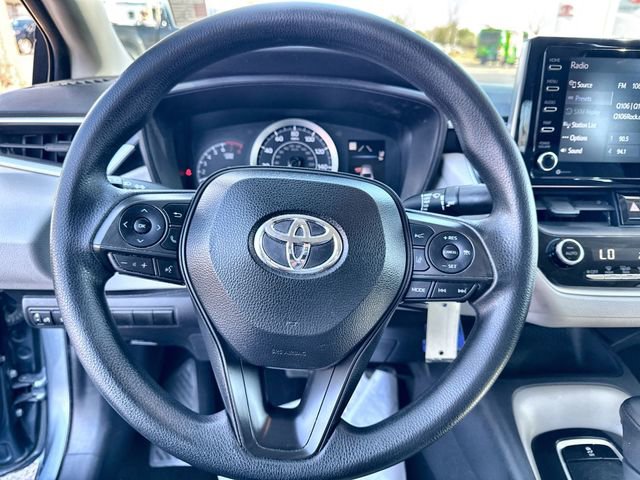 Used 2021 Toyota Corolla LE image 22