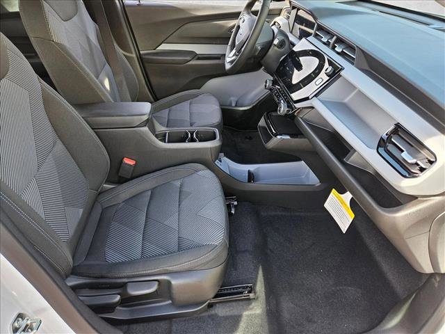 New 2027 Chevrolet Bolt LT w/ Comfort Package image 16