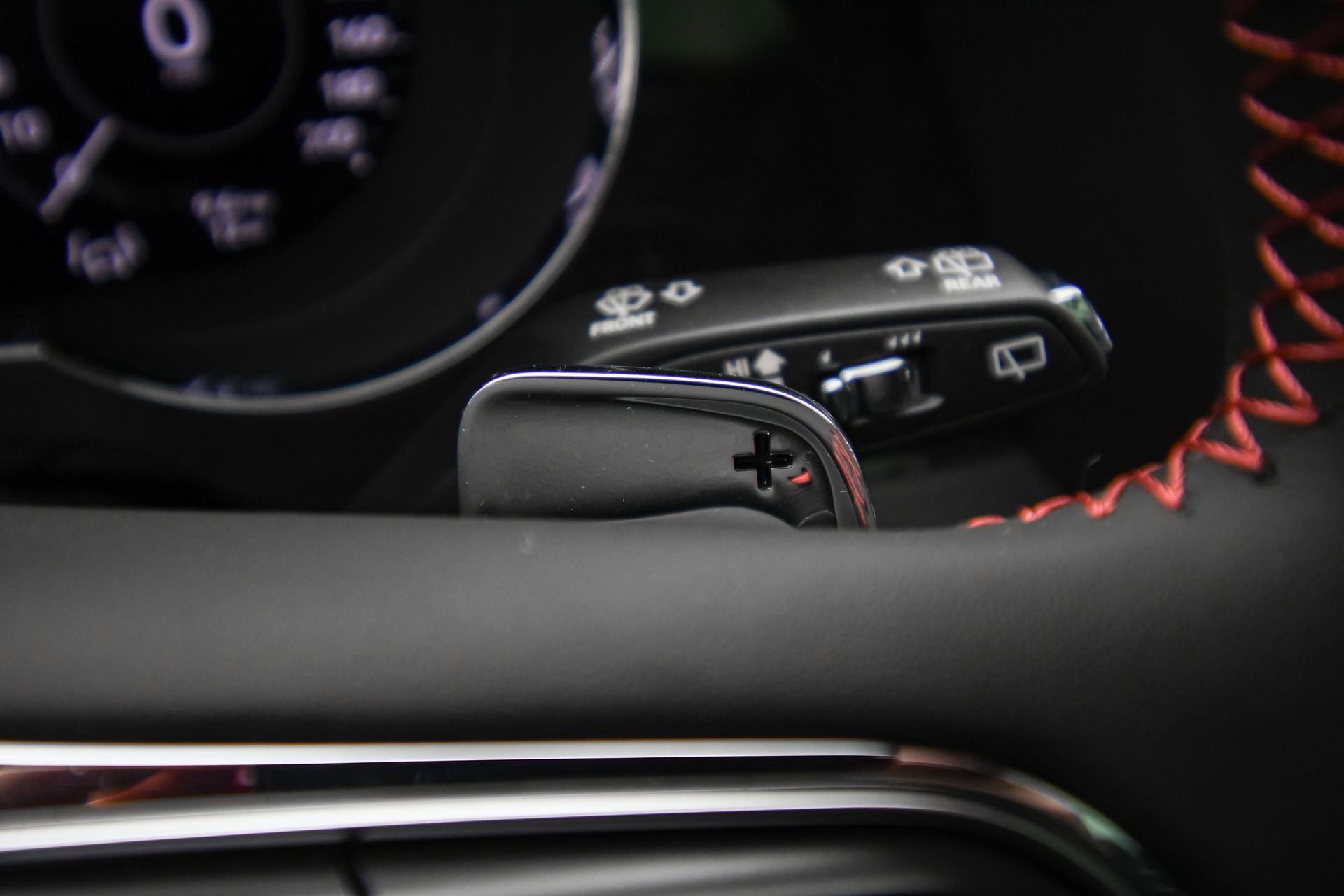 New 2024 Bentley Bentayga Extended Wheelbase image 35