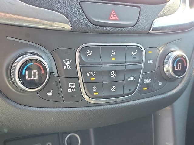 Used 2020 Chevrolet Equinox LT image 28