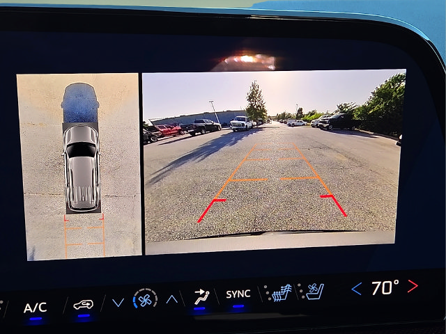 New 2026 Chevrolet Traverse RS w/ LPO, Floor Liner Package FWD image 18