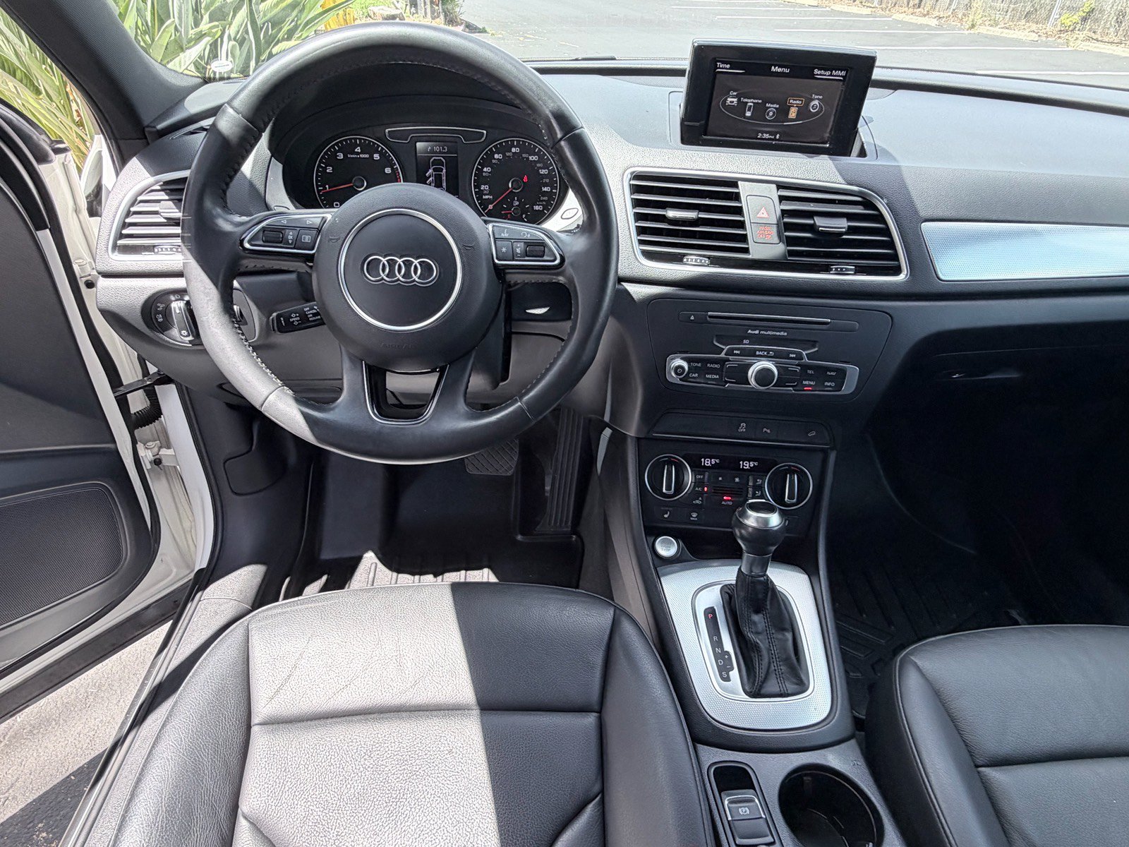 Used 2018 Audi Q3 2.0T Premium w/ Convenience Package FWD image 10