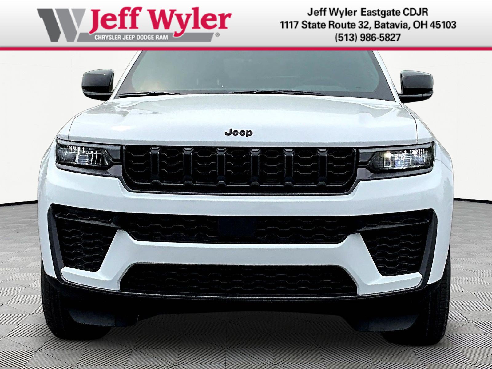 New 2026 Jeep Grand Cherokee Altitude AWD/4WD image 2