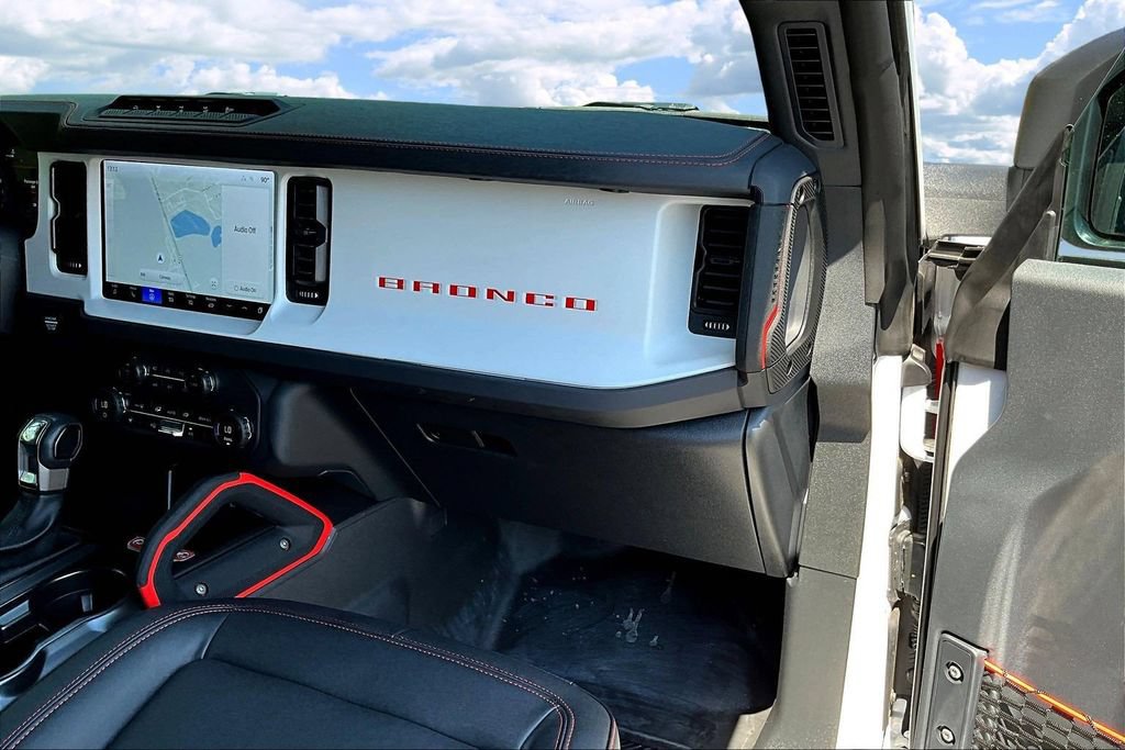 Used 2025 Ford Bronco Stroppe Edition AWD/4WD image 28
