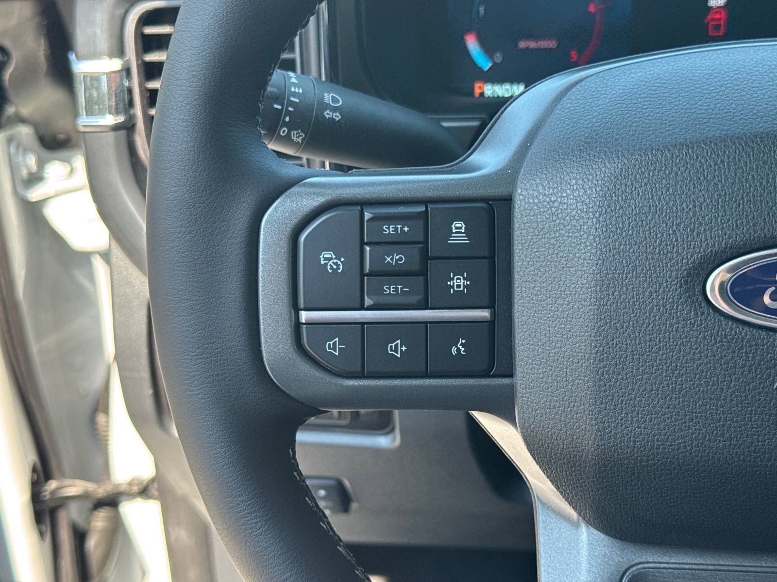 New 2025 Ford F250 Lariat w/ Lariat Ultimate Package image 25