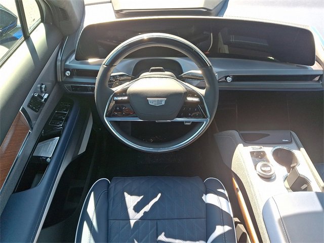 New 2026 Cadillac Vistiq Premium Luxury w/ LPO, Floor Liner Package image 11