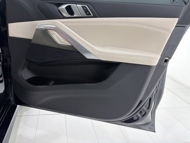 Certified 2023 BMW X6 xDrive40i w/ Executive Package image 18