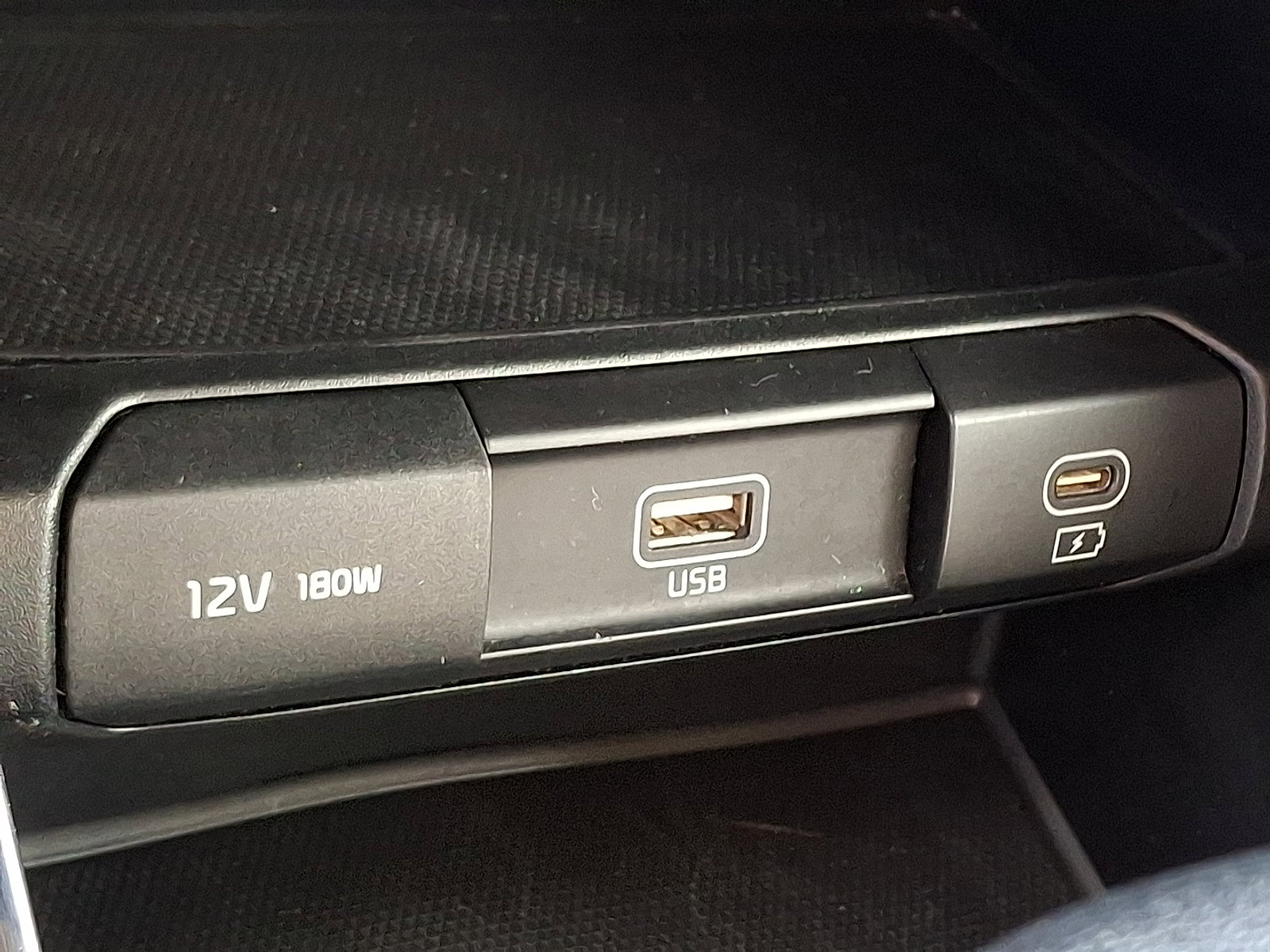 Used 2023 Kia Telluride LX image 25