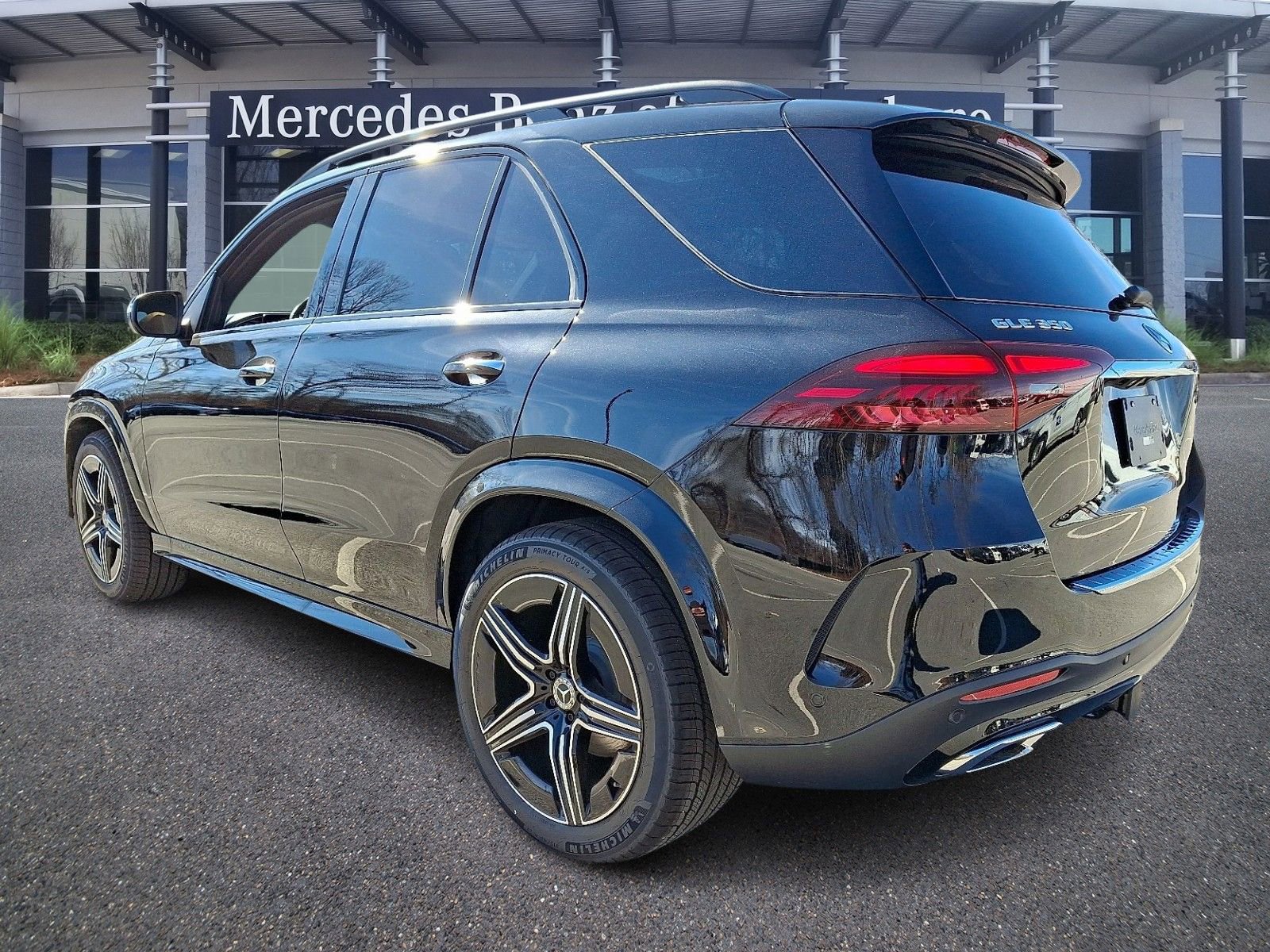 New 2026 Mercedes-Benz GLE 350 4MATIC image 4