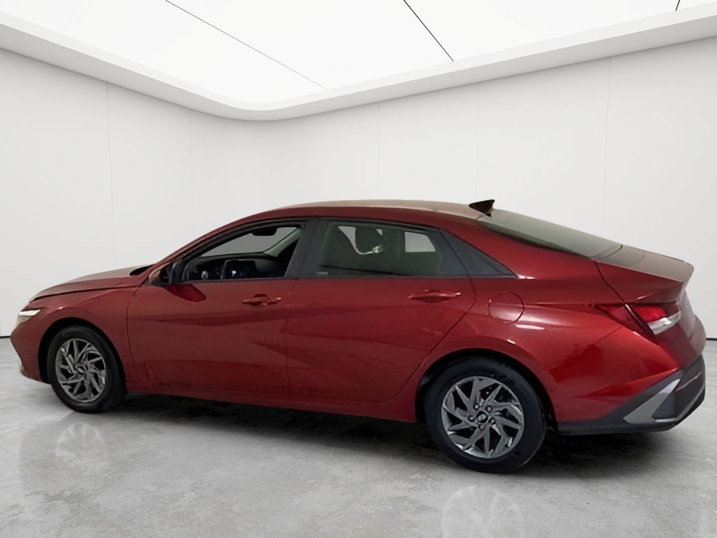 Used 2024 Hyundai Elantra SEL FWD image 8