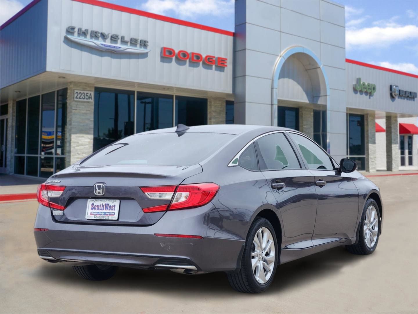 Used 2019 Honda Accord LX image 5