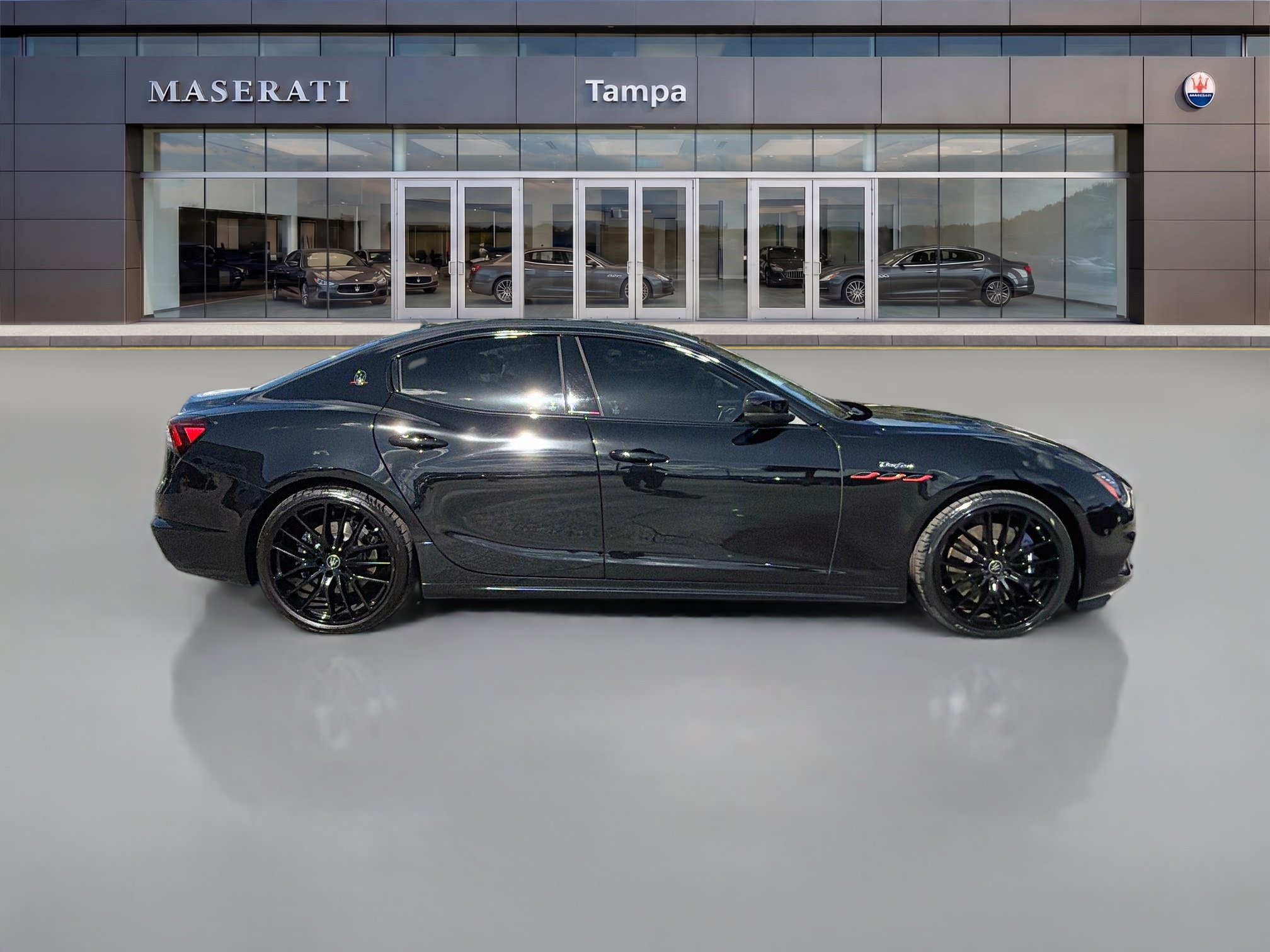 Used 2021 Maserati Ghibli Trofeo RWD image 2