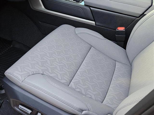 New 2025 Toyota Tundra Limited image 4