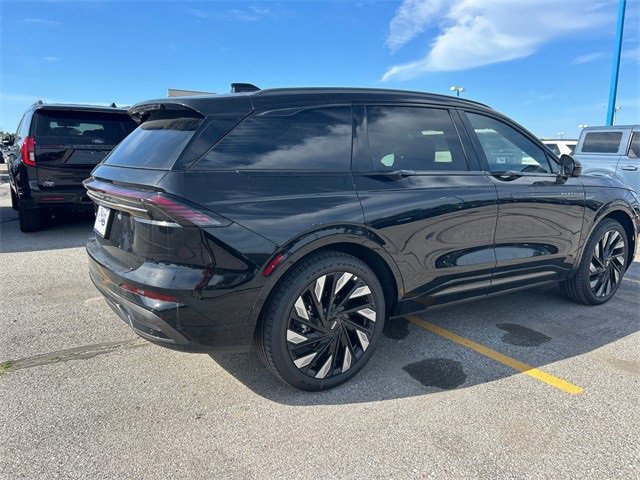 New 2025 Lincoln Nautilus Reserve w/ Jet Appearance Package image 4