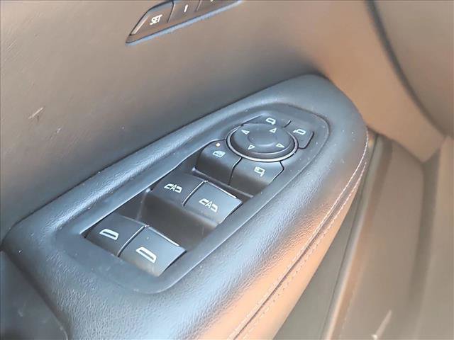 Used 2022 Cadillac XT6 Luxury FWD image 21