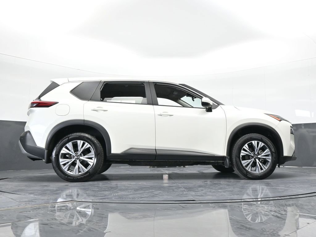 Used 2023 Nissan Rogue SV image 62