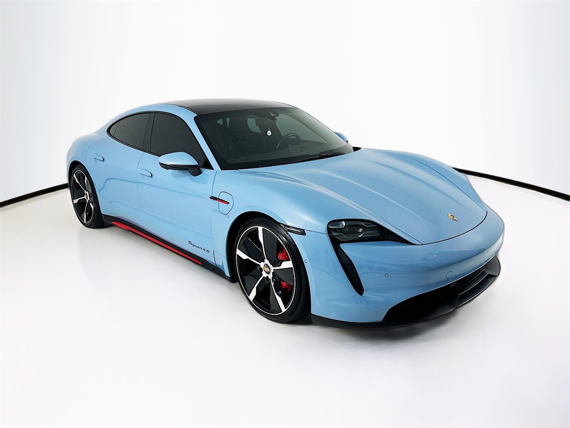 Used 2020 Porsche Taycan 4S video 1