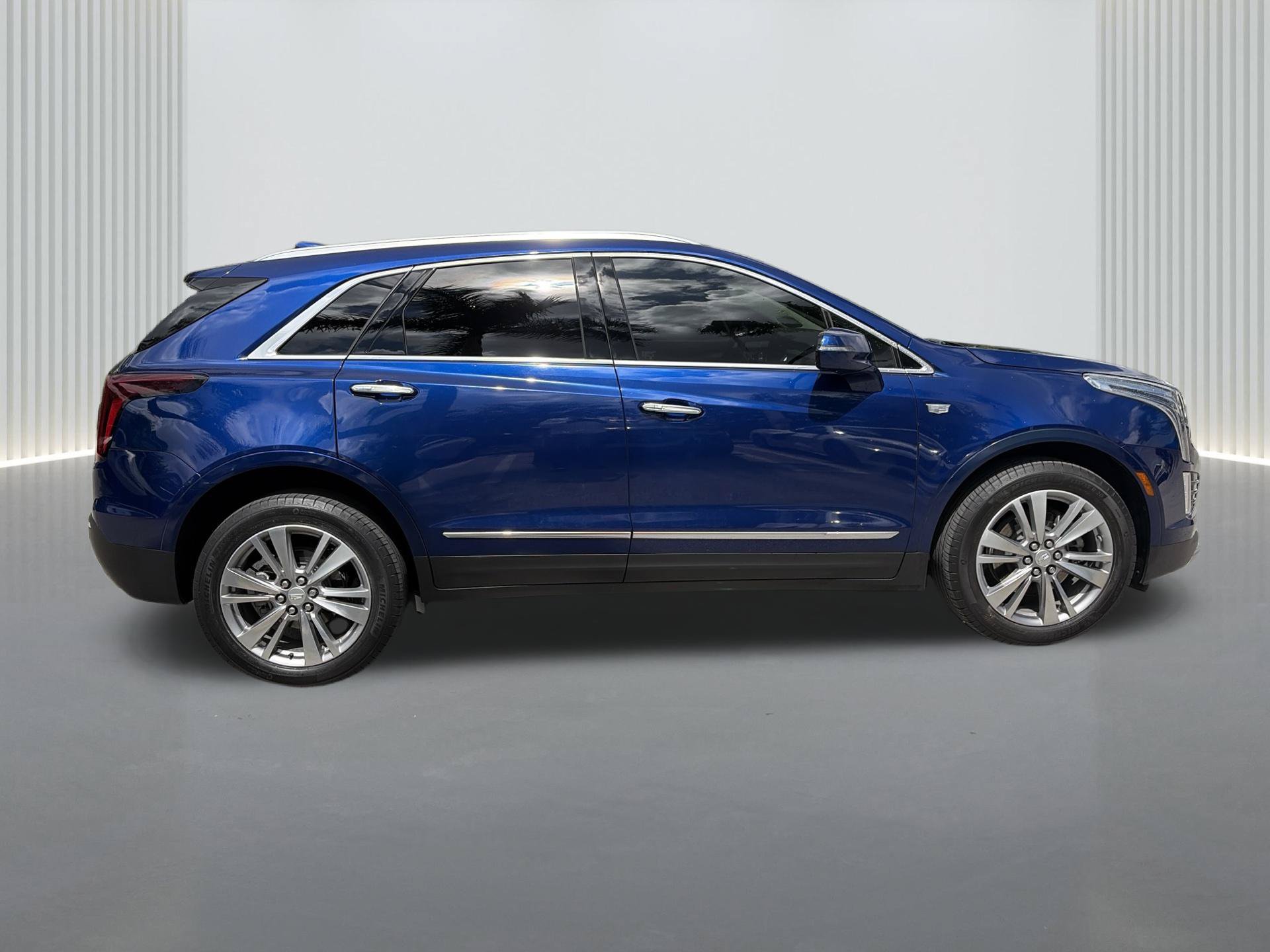 Used 2024 Cadillac XT5 Premium Luxury FWD image 7