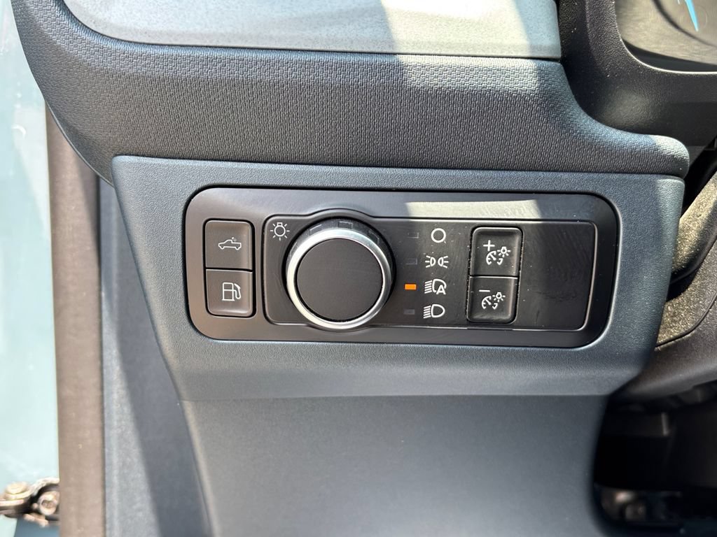 Used 2023 Ford Maverick Lariat w/ Lariat Luxury Package FWD image 31