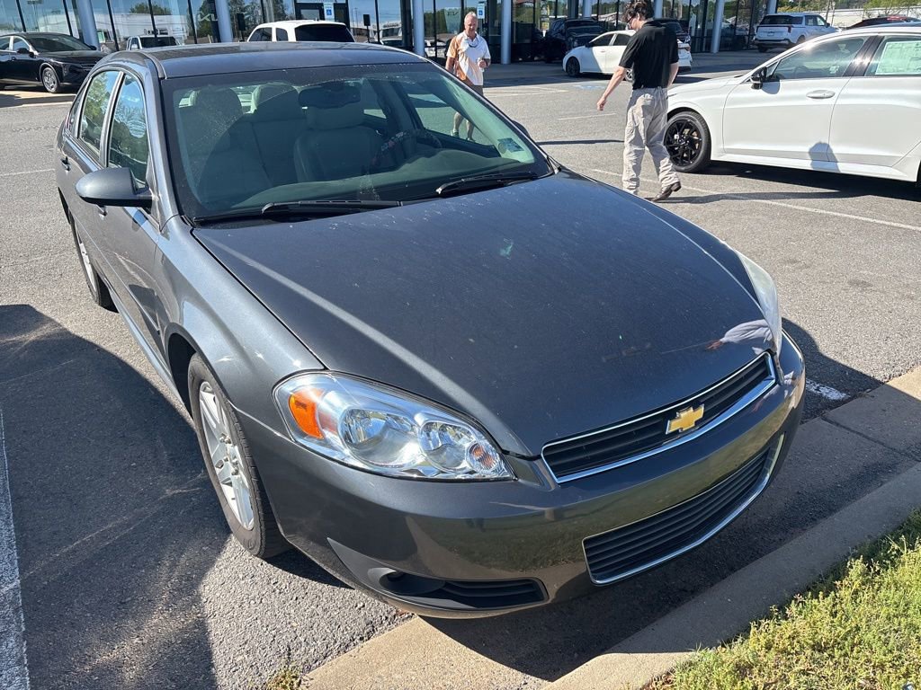 Used 2011 Chevrolet Impala LT w/ Luxury Edition Package image 2
