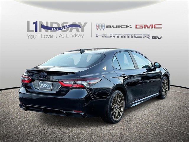 Used 2024 Toyota Camry SE w/ Convenience Package image 2