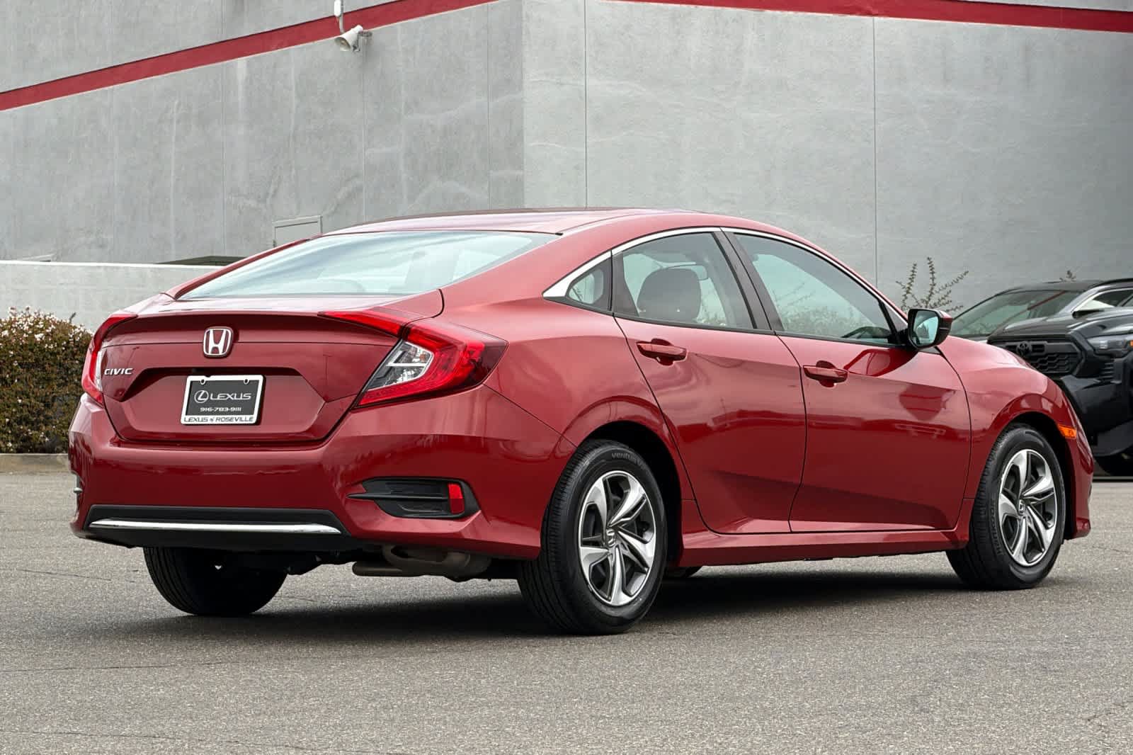 Used 2019 Honda Civic LX image 2