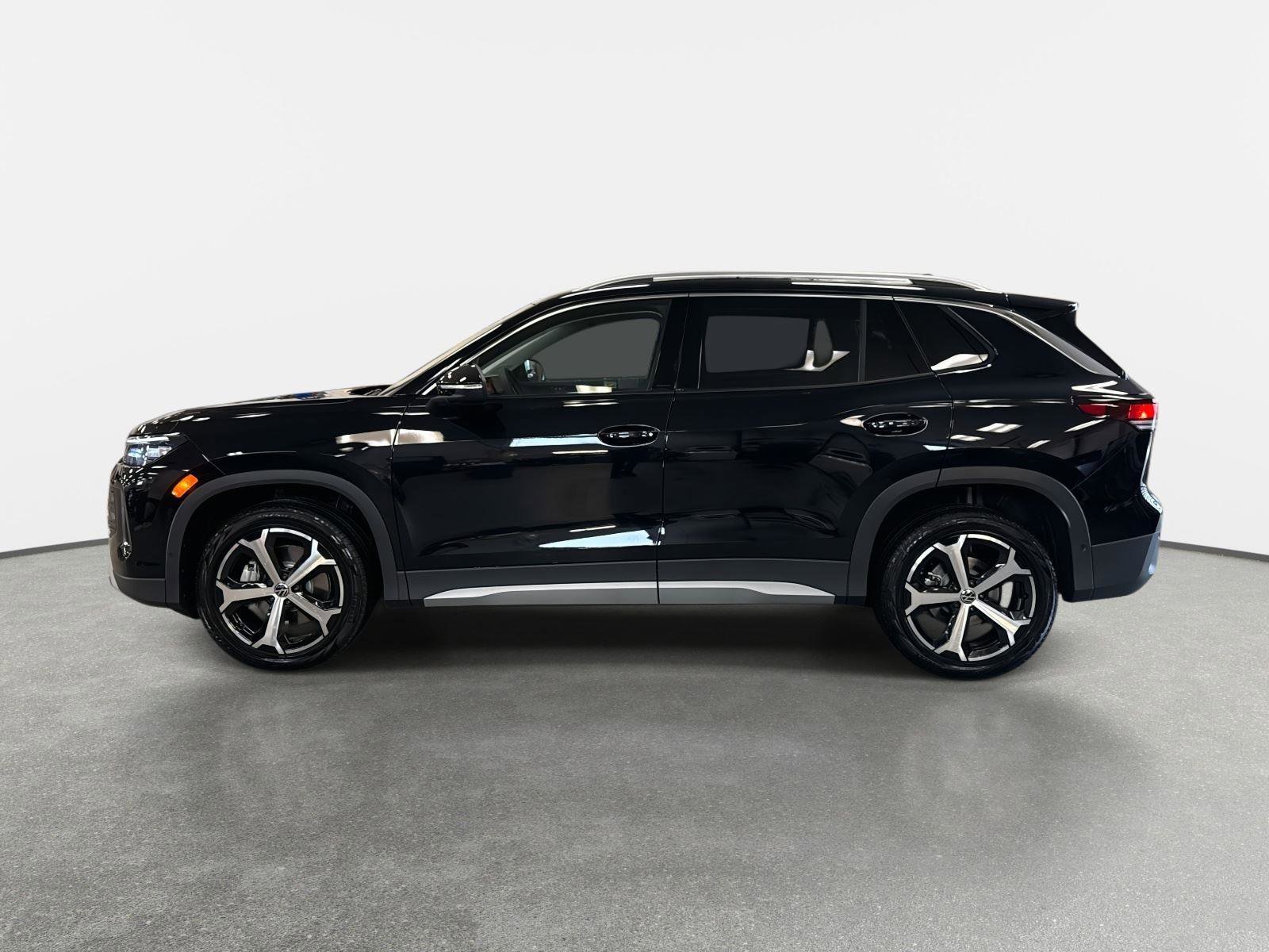 New 2026 Volkswagen Tiguan SE image 8