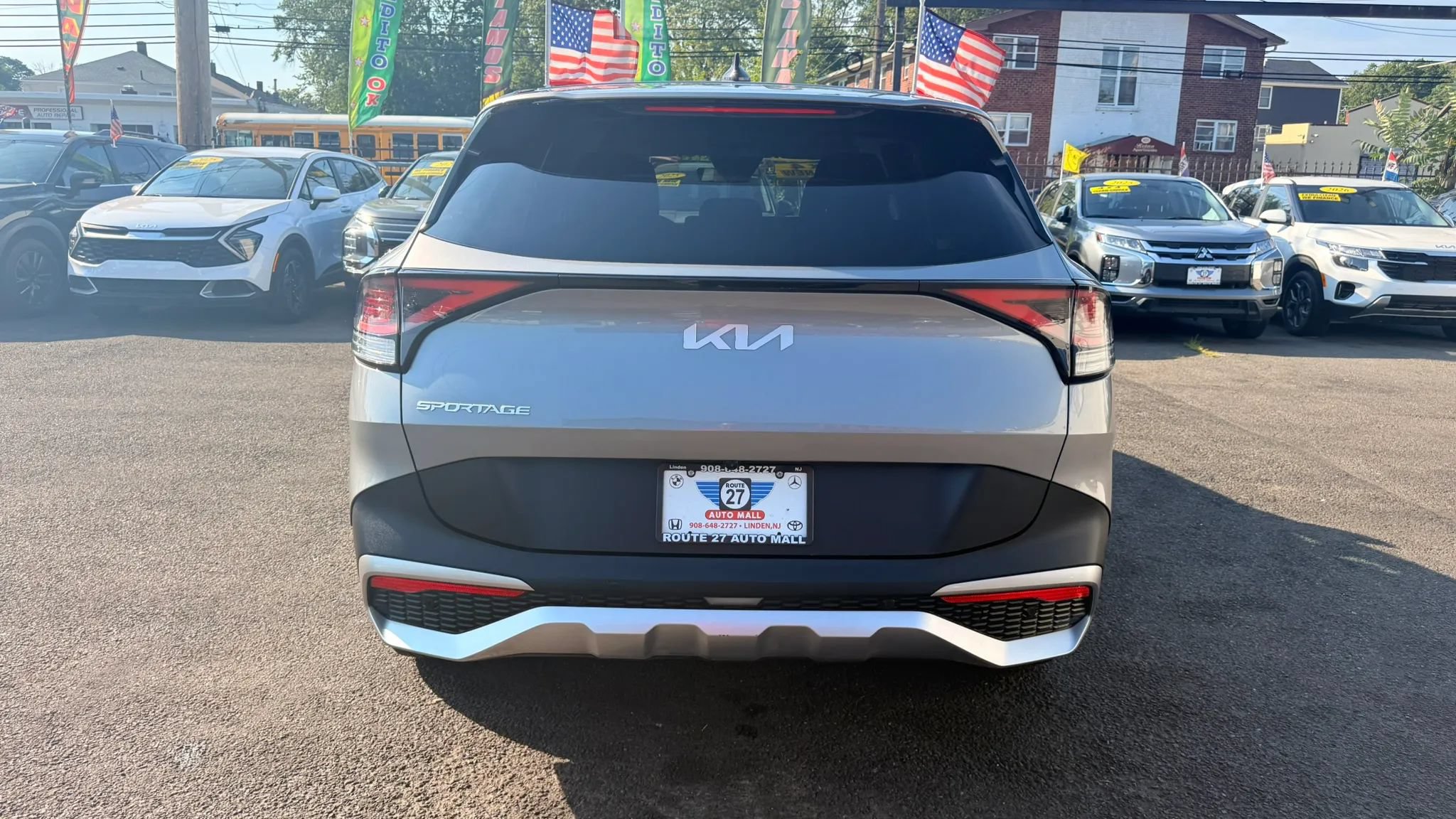 Used 2023 Kia Sportage LX FWD image 6