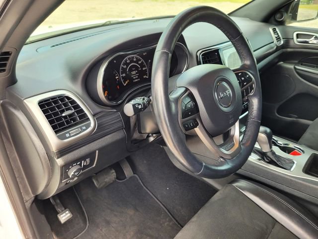 Used 2019 Jeep Grand Cherokee Altitude image 28