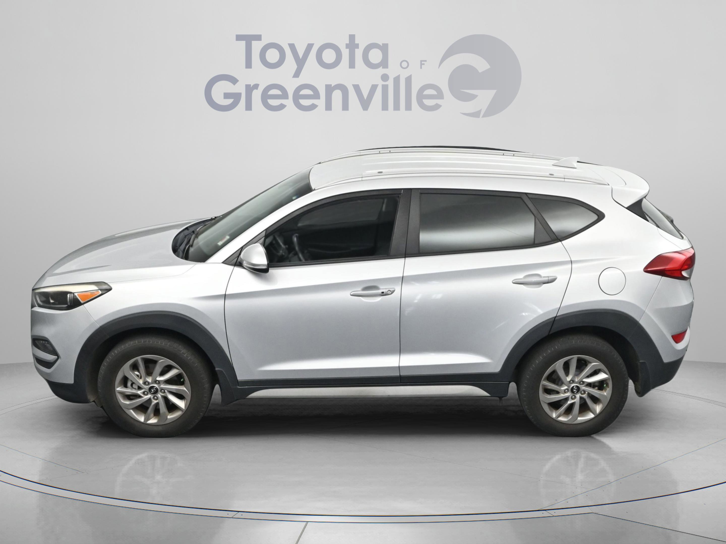 Used 2017 Hyundai Tucson SE Plus FWD image 4