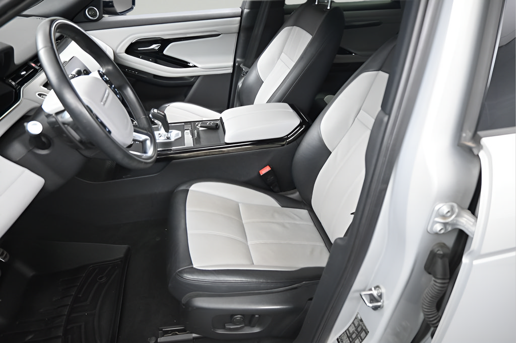 Used 2020 Land Rover Range Rover Evoque First Edition AWD/4WD image 5