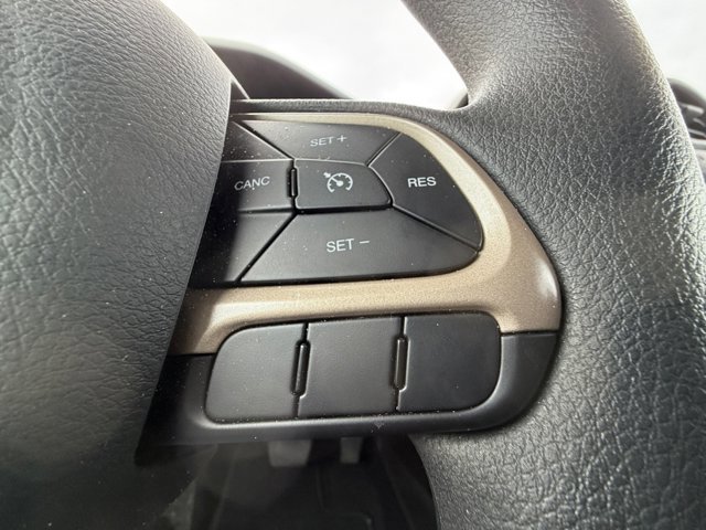 Used 2017 Jeep Renegade Sport w/ Power & Air Group image 21