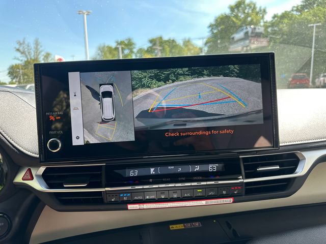New 2026 Toyota Sienna Platinum AWD/4WD image 34